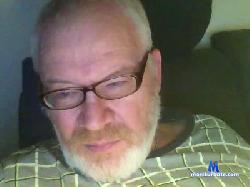 reverendo23 cam4 live cam performer profile