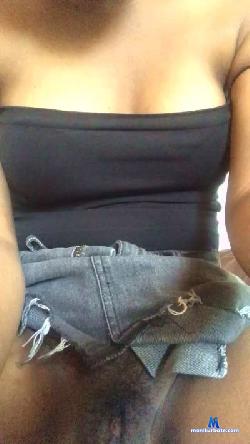 loyane50 cam4 live cam performer profile