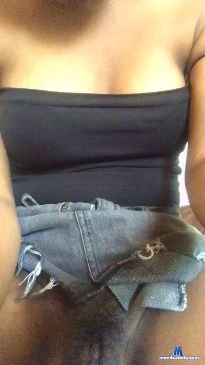 loyane50 cam4 straight performer from Republic of Madagascar  