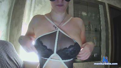 Sexylady257 cam4 bisexual performer from Republic of Italy  