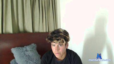 pitshunter cam4 bisexual performer from Republic of Colombia masturbation schoolgirl pee armpits feet ass C2C 