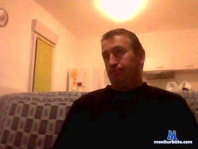 toyboy35700 cam4 bicurious performer from French Republic  
