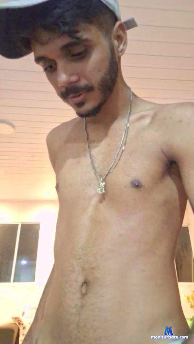 Gui0707 cam4 bisexual performer from Federative Republic of Brazil  