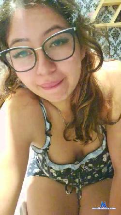 Bbytrini cam4 live cam performer profile