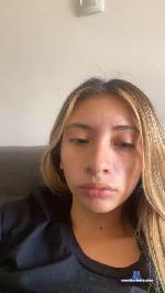 luni22_sexy cam4 livecam show performer room profile