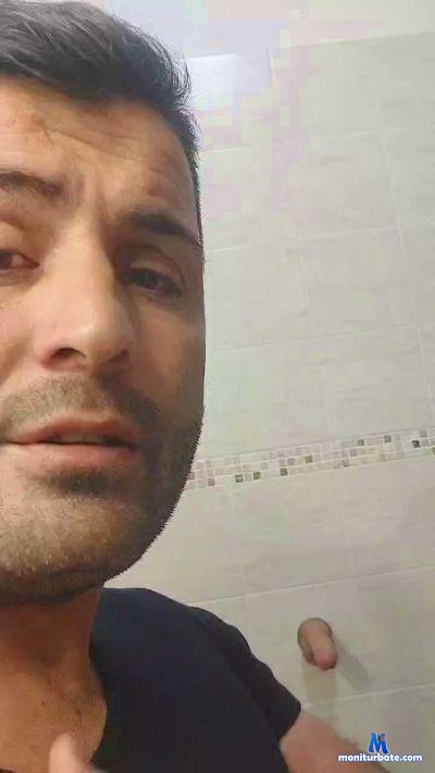 Kingbull1900 cam4 bisexual performer from Republic of Italy  