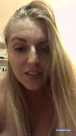 blonda_xxx cam4 livecam show performer room profile