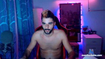 couple300_hot56 cam4 straight performer from French Republic couple 