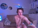 LowelyKiss cam4 livecam show performer room profile