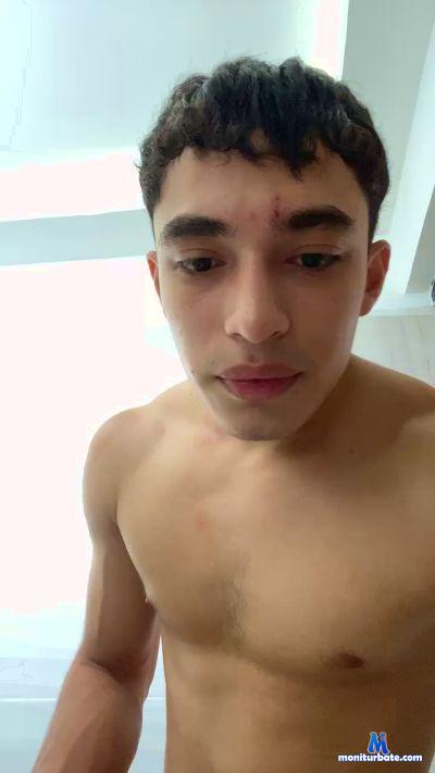 Tiago2736 cam4 gay performer from Republic of Colombia  