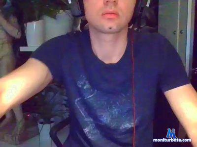 tos28 cam4 gay performer from Republic of Poland  
