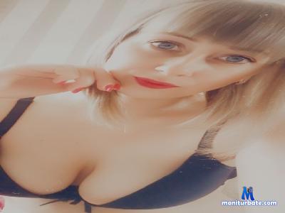KristinaVegasss cam4 bisexual performer from Kingdom of Belgium masturbation squirt striptease cute blowjob ass spanking 