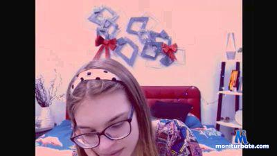 Sweetcum_amanda cam4 bisexual performer from Republic of the Philippines livetouch rollthedice 