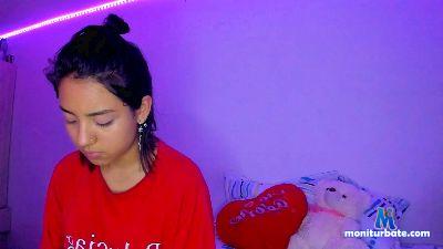 KiaraKedlec cam4 bisexual performer from Republic of Colombia schoolgirl cute striptease feet makeup amateur 