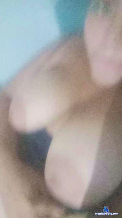 Andreiita23 cam4 bicurious performer from Republic of Colombia  