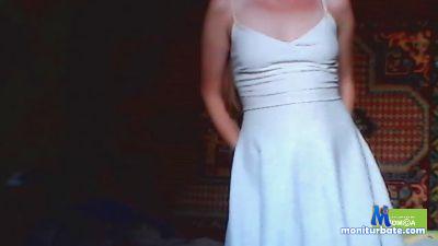 JulieFaines cam4 straight performer from Kingdom of the Netherlands  