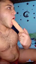 Maxy_2 cam4 livecam show performer room profile