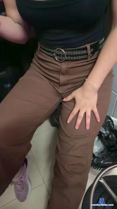 Emma_2007 cam4 bisexual performer from Kingdom of Spain  
