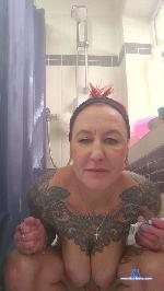 robyred4_hot cam4 livecam show performer room profile