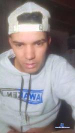 Ezkingg22 cam4 livecam show performer room profile