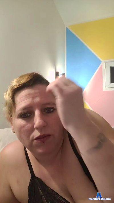 alyssa_lovee cam4 bisexual performer from French Republic  