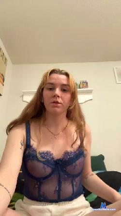 Luluvanqueen cam4 live cam performer profile