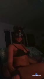 curiosos84 cam4 livecam show performer room profile