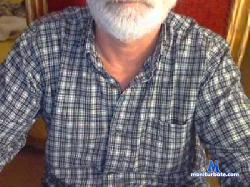 0max0 cam4 live cam performer profile