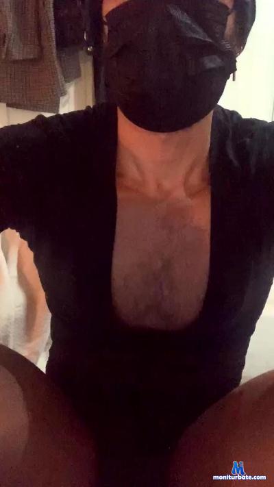 khrissss cam4 gay performer from French Republic  