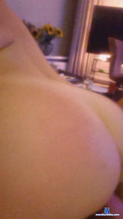 MissyAdams cam4 straight performer from United Kingdom of Great Britain & Northern Ireland  