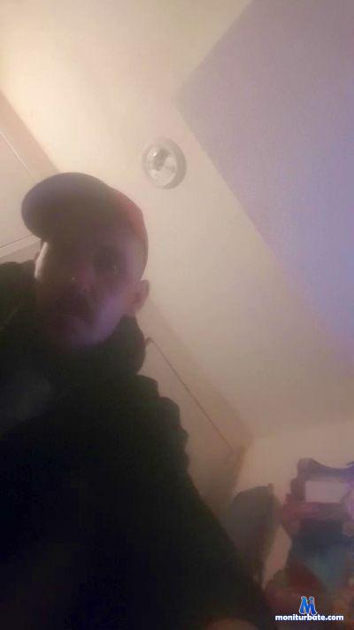 Jaypeeze cam4 straight performer from Canada  
