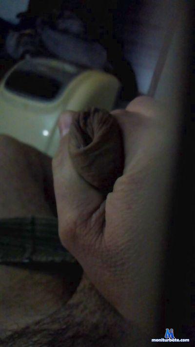 Anonimoarg39 cam4 bicurious performer from Argentine Republic  