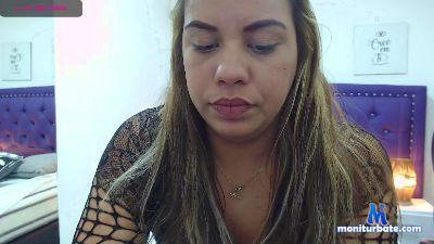 amber_hot25 cam4 bisexual performer from United States of America amber_hot25 
