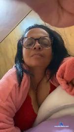 gostozinha3 cam4 livecam show performer room profile
