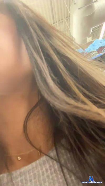 Bluebabe77 cam4 bicurious performer from United States of America amateur lesbian pornstar cute feet vlog 