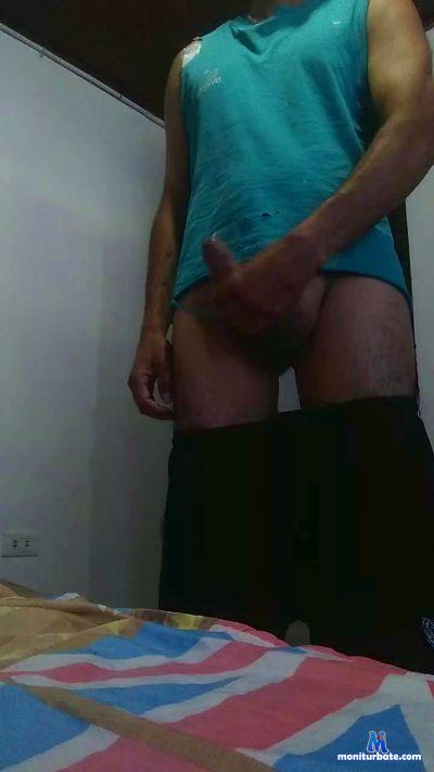 Freddy80castro cam4 bisexual performer from Republic of Colombia  