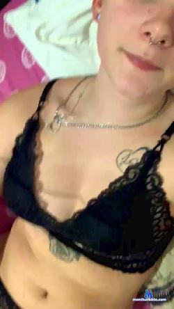 piwihot1 cam4 live cam performer profile