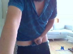 hot_young3 cam4 live cam performer profile