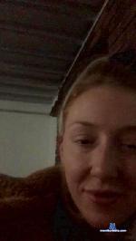 MissMolliie cam4 livecam show performer room profile