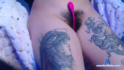 mia_evansxxx cam4 bisexual performer from Republic of Colombia hairy tatto squrt natural 