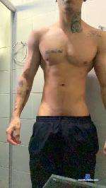 Bodymen19 cam4 livecam show performer room profile