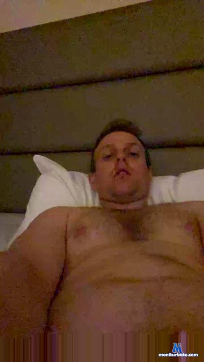 shaunh89 cam4 bicurious performer from United Kingdom of Great Britain & Northern Ireland  