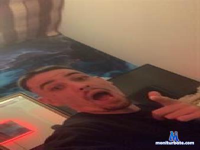 AKAHornyHabits cam4 bicurious performer from United Kingdom of Great Britain & Northern Ireland HIGH NAKEDecorating pee armpits masturbation smoke striptease 