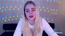 pikatomo cam4 live cam performer profile