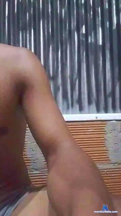 parejahot184 cam4 bisexual performer from Argentine Republic  