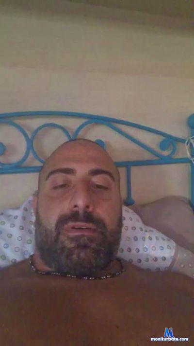 OSSmonello cam4 straight performer from Republic of Italy  