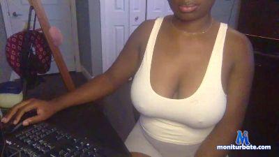 Harmonyxx cam4 bicurious performer from Canada  