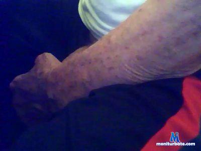 pitou9169 cam4 bicurious performer from French Republic  