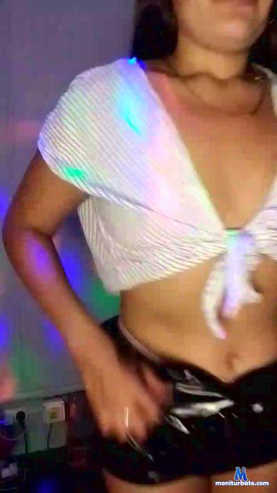 satira6969 cam4 bisexual performer from Argentine Republic  