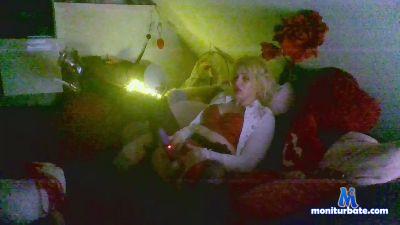 Isymizi cam4 bisexual performer from Federal Republic of Germany cute pussy amateur 